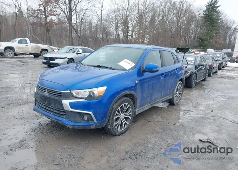 2016 Mitsubishi Outlander Sport 2.0 Es z USA, uszkodzony, nr VIN JA4AR3AU4GZ052194